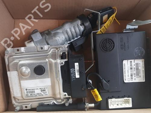 Used Engine control unit (ECU) KIA VENGA (YN) 1.4 CVVT (90 hp) 25004939