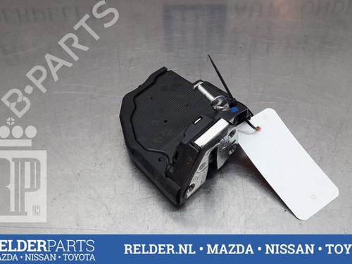 Used Rear right lock TOYOTA AURIS Estate (_E18_) 1.8 Hybrid (ZWE186_, ZWE186R, ZWE186H) (136 hp) 22160342