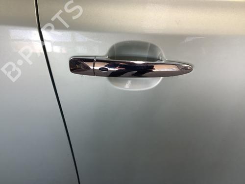 front-right-exterior-door-handle-nissan-leaf-ze1-2017-32846424 main image