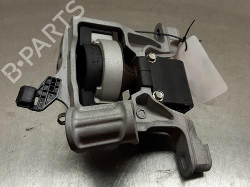 Used Engine mount MAZDA CX-3 (DK) 2.0 SKYACTIV-G (121 hp) 30159925