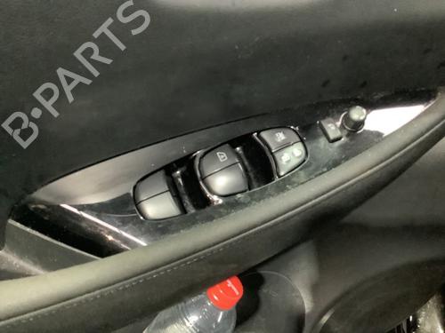 Used Switch NISSAN LEAF (ZE1) Electric (218 hp) 30713290