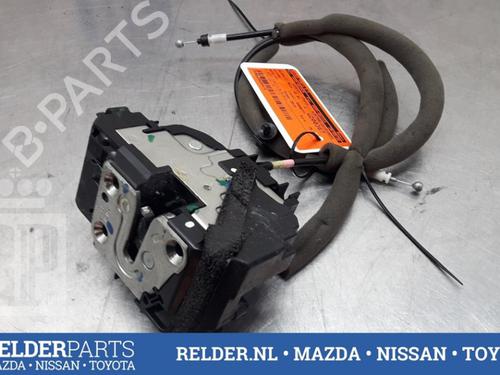 Used Front right lock NISSAN NOTE (E12) 1.2 (80 hp) 22161162