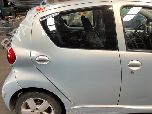 Used Right rear door TOYOTA AYGO (_B1_) 1.0 (KGB10_, KGB10R) (68 hp) 22167663
