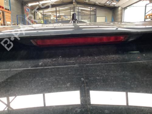 Used Third brake light Third brake light TOYOTA COROLLA Estate (_E21_) 1.8 Hybrid (ZWE211W) (122 hp) 28049044 28049044