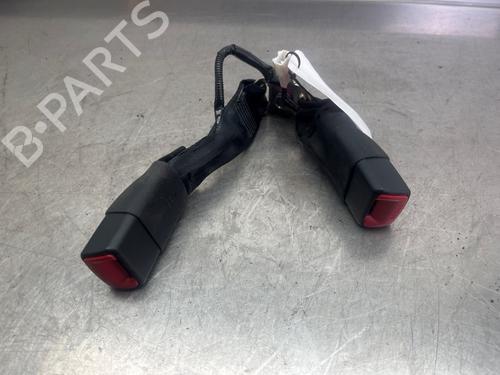 Engate do cinto TOYOTA YARIS (_P9_) 1.33 VVT-i (NSP90_, NSP90R) (100 hp) 32220873