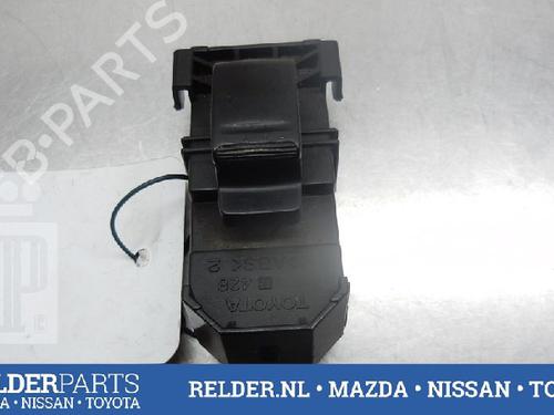 Used Switch TOYOTA PREVIA II (_R3_) 2.4 (ACR30) (156 hp) 22137669