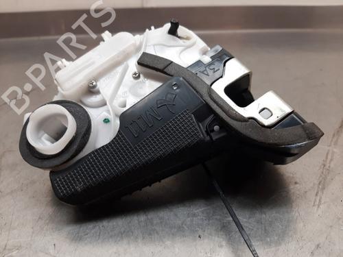 Rear left lock TOYOTA YARIS (_P13_) 1.5 Hybrid (NHP130_) | BP22171801C100 