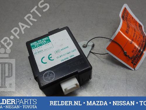 Used Electronic module TOYOTA RAV 4 II (_A2_) 2.0 D 4WD (CLA20_, CLA21_, CLA20R, CLA21R) (116 hp) 22144817