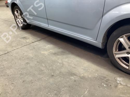 Used Right sideskirt TOYOTA COROLLA Verso (ZER_, ZZE12_, R1_) 1.8 (ZNR11_, ZNR11R) (129 hp) 30713189