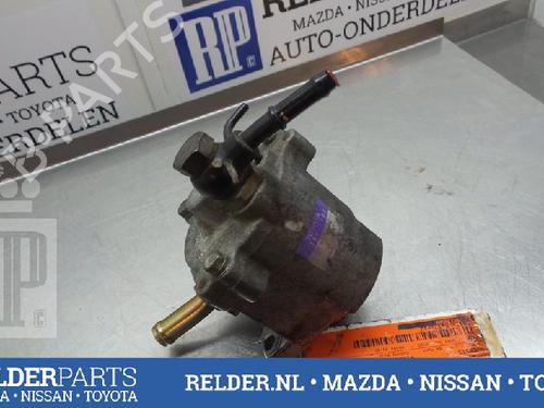 Used Vacuum pump TOYOTA AVENSIS Estate (_T25_) 2.0 D-4D (CDT250_, CDT250R) (116 hp) 22141082