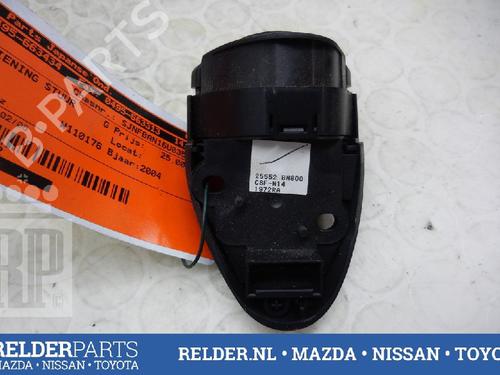 Steering wheel controls NISSAN ALMERA II Hatchback (N16) 1.8 | BP22137247E15 