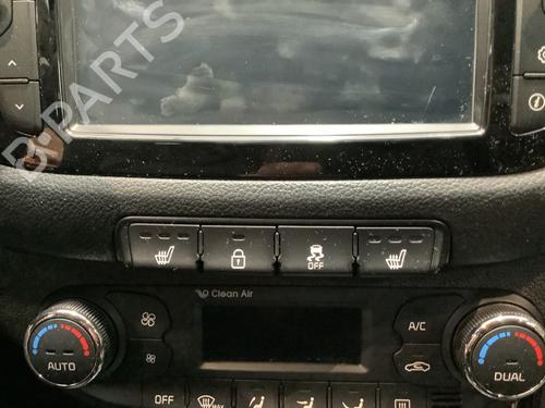 Switch KIA CEE'D Sportswagon (JD) 1.4 MPI | BP32221048I30