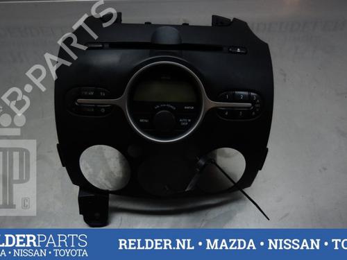Used Radio MAZDA 2 (DE_, DH_) 1.3 (DE3FS) (86 hp) 22150487