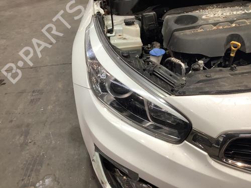 Used Right headlight Right headlight KIA PRO CEE'D (JD) 1.4 CRDi 90 (90 hp) 33286343 33286343
