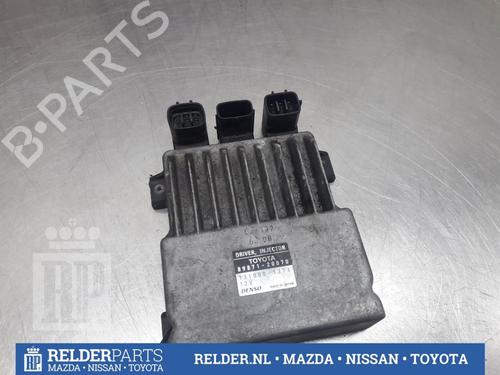 Used Electronic module TOYOTA COROLLA Verso (ZER_, ZZE12_, R1_) 1.8 (ZNR11_, ZNR11R) (129 hp) 22155847