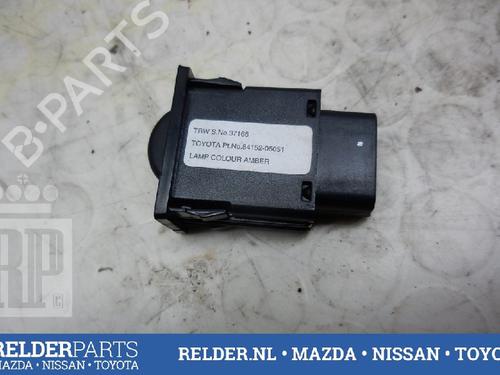 Used Switch TOYOTA AVENSIS (_T25_) 2.0 D-4D (CDT250_, CDT250R) (116 hp) 22144364