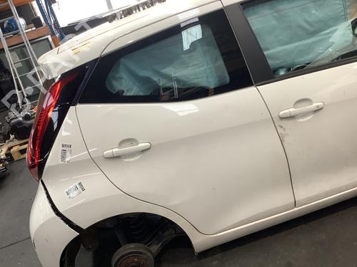 Used Right rear door TOYOTA AYGO (_B4_) 1.0 VVTi (KGB40) (72 hp) 27282109
