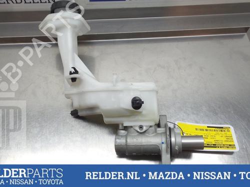 Used Brake master cylinder Brake master cylinder 22153908 22153908