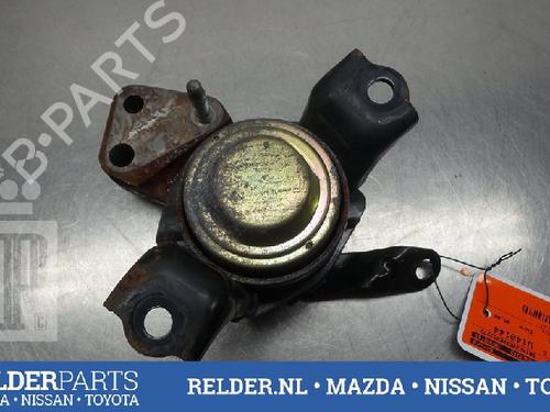 Used Engine mount TOYOTA COROLLA (_E12_) 1.4 D (NDE120_, NDE120R) (90 hp) 22147396