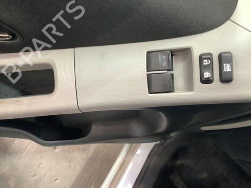Switch TOYOTA YARIS (_P9_) 1.33 VVT-i (NSP90_, NSP90R) | BP29384713I30 