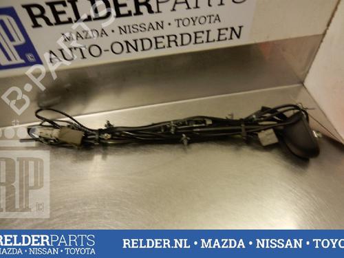 Used Antenna/Base NISSAN NOTE (E11, NE11) 1.6 (110 hp) 22138005