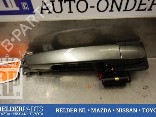 Used Front right exterior door handle TOYOTA COROLLA (_E12_) 1.4 VVT-i (ZZE120_, ZZE120R) (97 hp) 22140095