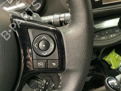 Steering wheel TOYOTA YARIS (_P13_) 1.5 (NSP131_) | BP22168236C49 