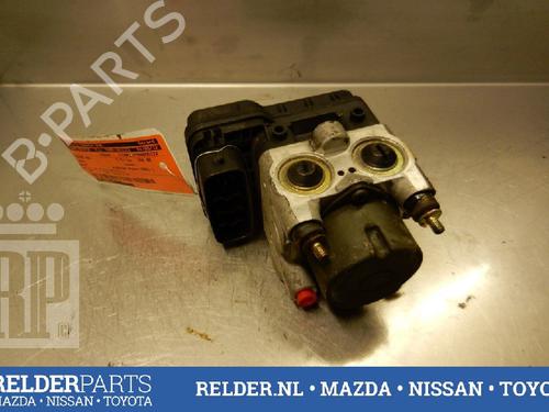 ABS Bremseaggregat TOYOTA RAV 4 II (_A2_) 1.8 (ZCA25_, ZCA26_, ZCA25W, ZCA26W) (125 hp) 22140696