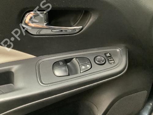 Used Switch NISSAN MICRA V (K14) 0.9 IG-T (90 hp) 27452900