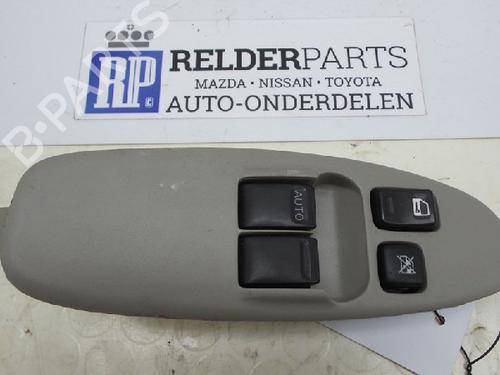Used Switch NISSAN ALMERA TINO (V10) 2.0 (136 hp) 22148194