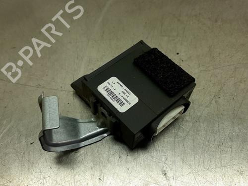 engine-control-unit-ecu-toyota-aygo-_b1_-2005-2006-2007-2008-2009-2010-2011-2012-2013-2014-27361816 main image