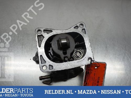 Used Vacuum pump TOYOTA AVENSIS (_T22_) 2.0 TD (CT220_, CT220R) (90 hp) 22136383