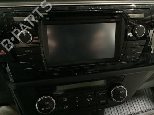 Used Radio TOYOTA COROLLA Saloon (_E15_) 1.6 (ZRE151) (132 hp) 22169624