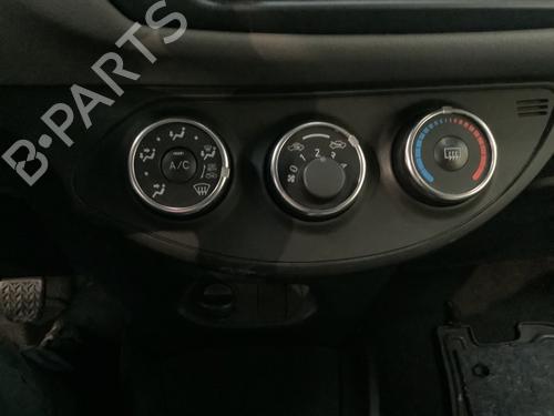Used Climate control TOYOTA YARIS (_P13_) 1.0 (KSP130_, KSP130) (69 hp) 23573244