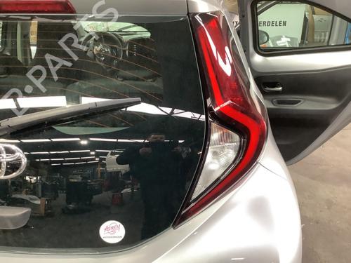Used Right taillight TOYOTA AYGO X (_B7_) 1.0 VVT-i (KGB70) (72 hp) 32846507