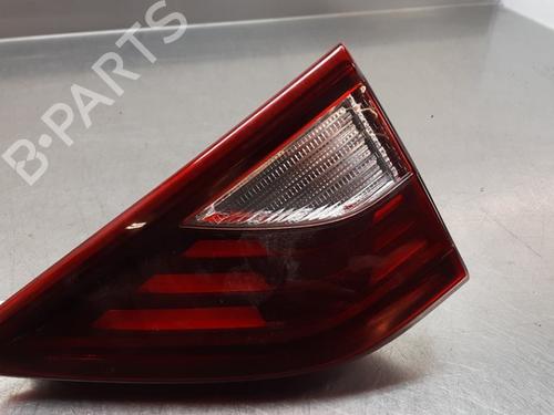 right-taillight-kia-stonic-yb-2017-30159954 main image
