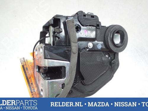 Rear right lock TOYOTA PRIUS PLUS (_W4_) 1.8 Hybrid (ZVW40W, ZVW41W) | BP22152836C99 