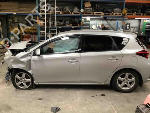 Washer pump TOYOTA AURIS (_E18_) 1.6 (ZRE181_, ZRE185_, ZRE185R, ZRE181R) | BP22168319E24 