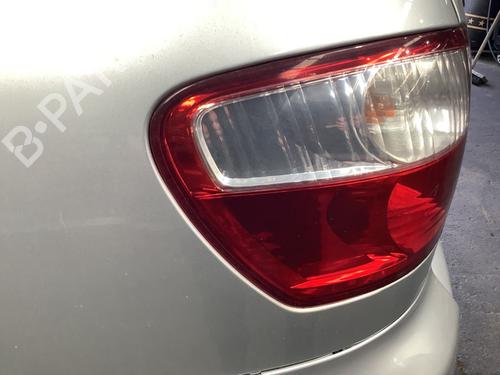 Left taillight TOYOTA AVENSIS VERSO (_M2_) 2.0 VVT-i (ACM20_, ACM20R) | BP29384634C34 