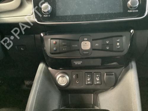 Climate control NISSAN LEAF (ZE1) Electric | BP32846397I5 - Image 3