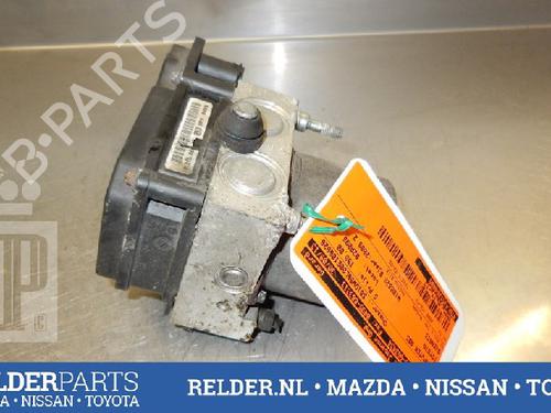 Used Electronic module TOYOTA AVENSIS (_T25_) 2.0 D-4D (CDT250_, CDT250R) (116 hp) 22135985