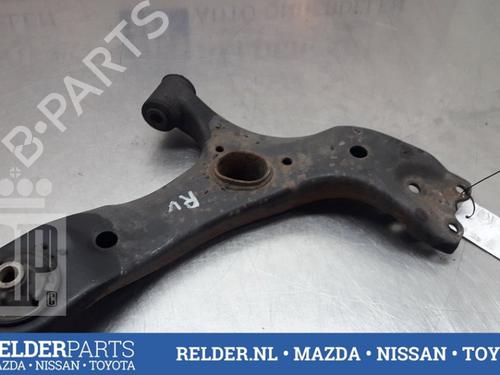 Used Right front suspension arm TOYOTA AURIS (_E15_) 1.33 Dual-VVTi (NRE150_, NRE150R) (101 hp) 22155780