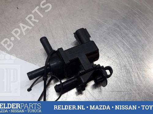 Used Electronic sensor TOYOTA AVENSIS Estate (_T25_) 2.0 VVT-i (AZT250_, AZT250R) (147 hp) 22158701
