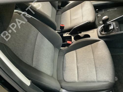 Right front seat KIA STONIC (YB) 1.0 T-GDi Eco-Dynamics+ | BP33771210C16 - Image 1