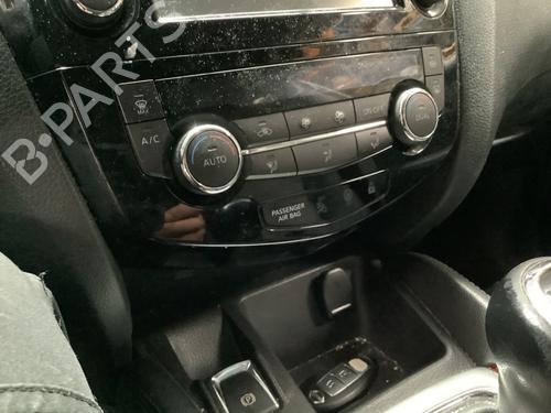 Climate control NISSAN QASHQAI II (J11, J11_) 1.2 DIG-T | BP27239309I5 