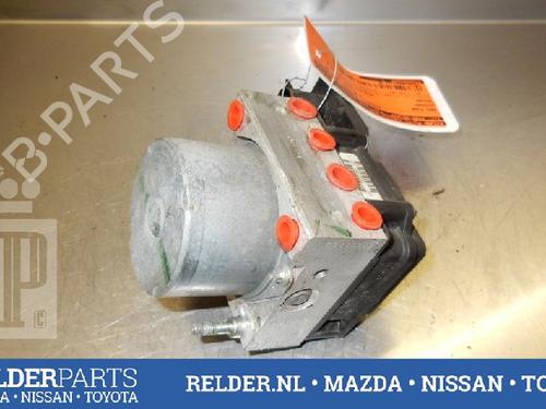 Used ABS pump NISSAN MICRA III (K12) 1.2 16V (65 hp) 22139357
