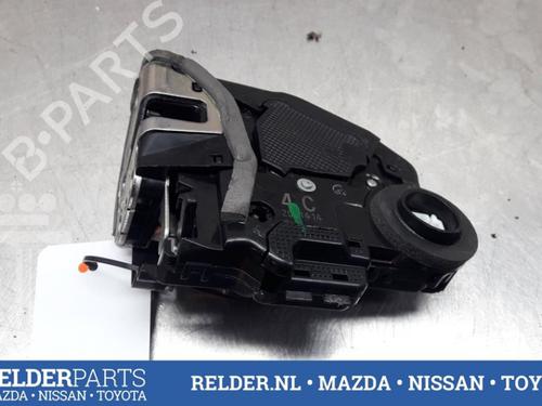 Used Rear left lock TOYOTA PRIUS PLUS (_W4_) 1.8 Hybrid (ZVW40W, ZVW41W) (136 hp) 22157912