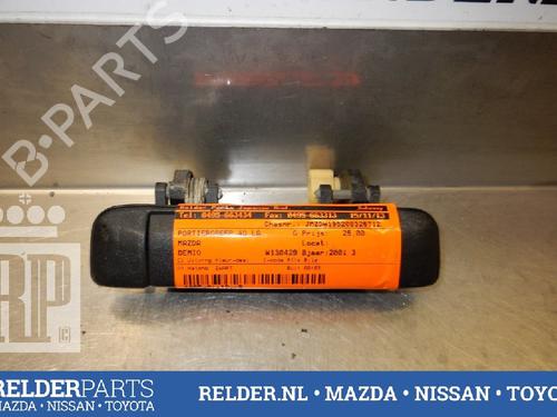Venstre bak utvendig håndtak MAZDA DEMIO (DW) 1.5 16V (DW5W) (75 hp) 22144503