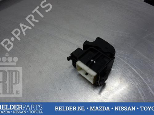 Used Switch TOYOTA LAND CRUISER 90 (_J9_) 3.0 TD (KZJ90_, KZJ95_, KZJ90R, KZJ95R, KZJ90W, KZJ95W) (125 hp) 22147668