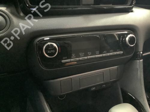 Climate control TOYOTA YARIS (_P21_, _PA1_, _PH1_) 1.5 Hybrid (MXPH10, MXPH11) | BP30052242I5
